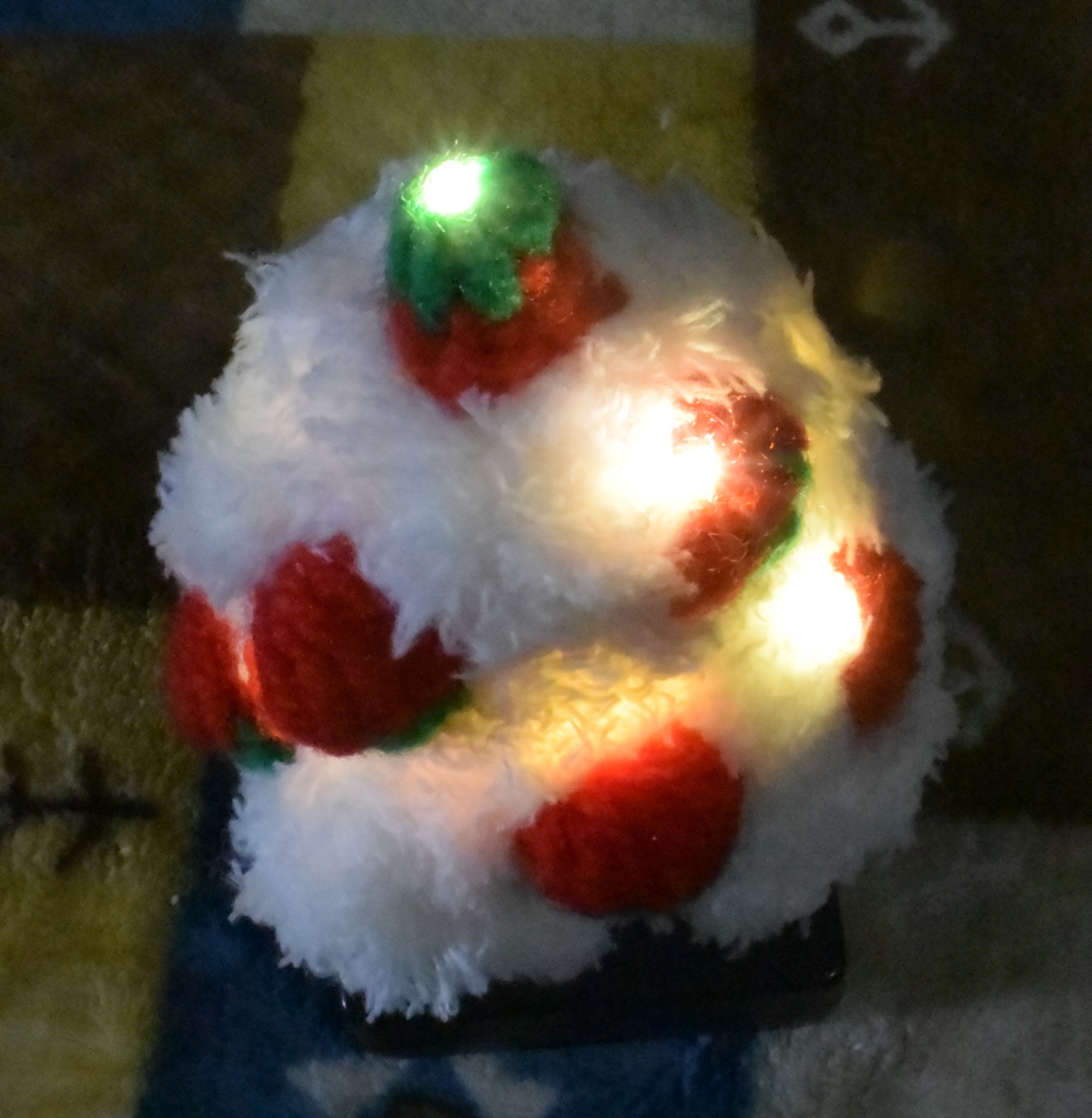 Knitting of Christmas Tree